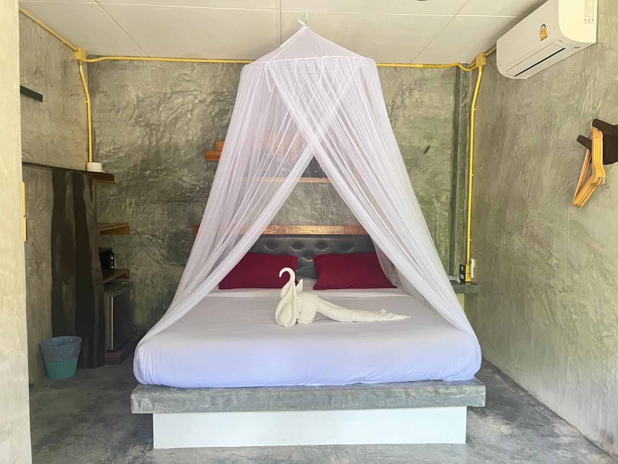 Sunshine On The Rock Hotel Ko Kut Ngoại thất bức ảnh