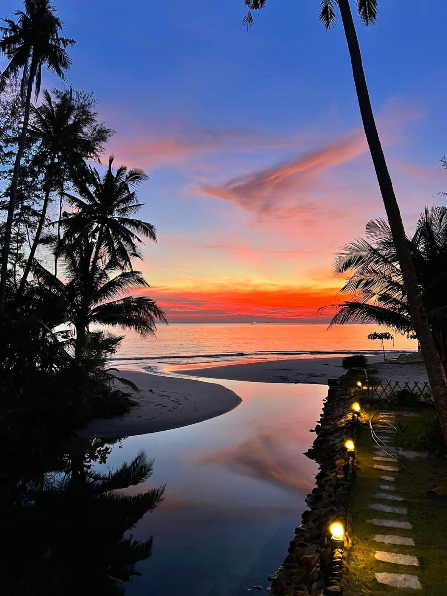 Sunshine On The Rock Hotel Ko Kut Ngoại thất bức ảnh